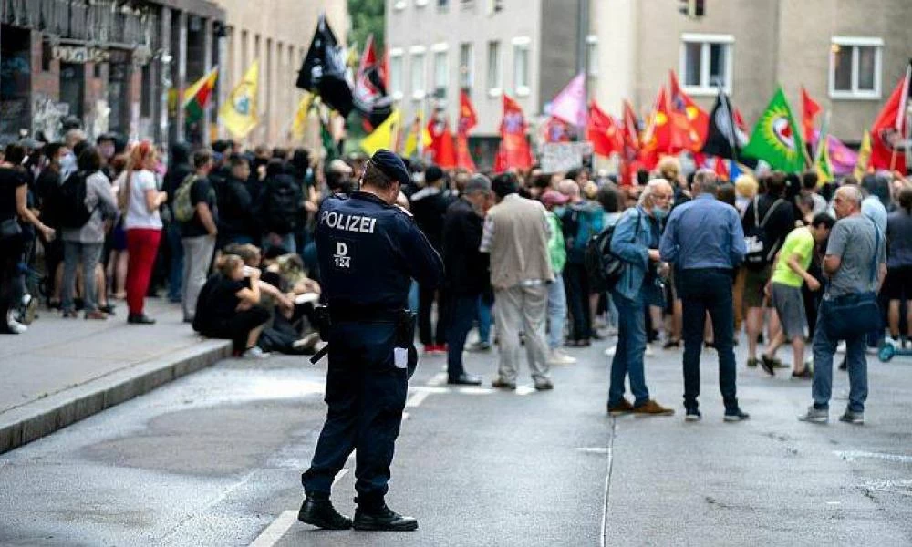 Αυστρία: “Δάκτυλος” της Τουρκίας πίσω από τα επεισόδια σε διαδηλώσεις